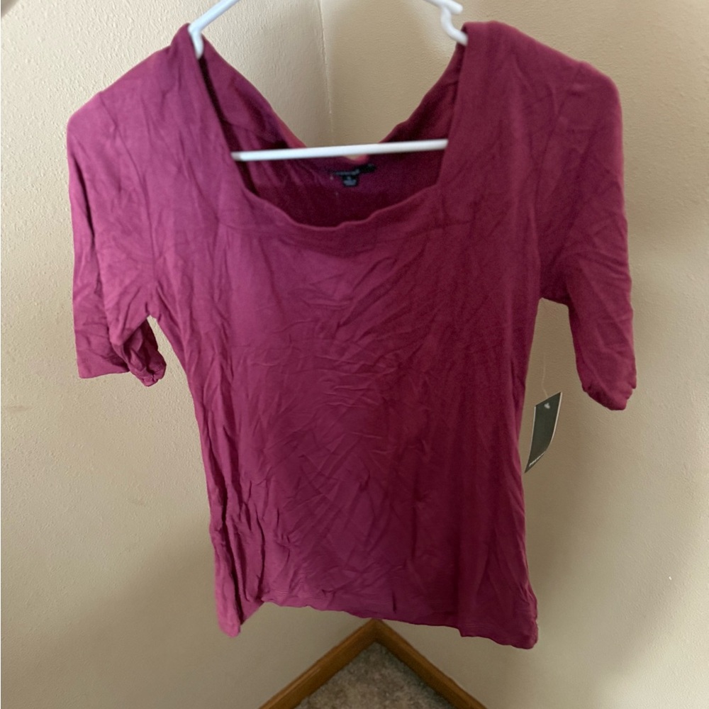 Quarter sleeve shirt